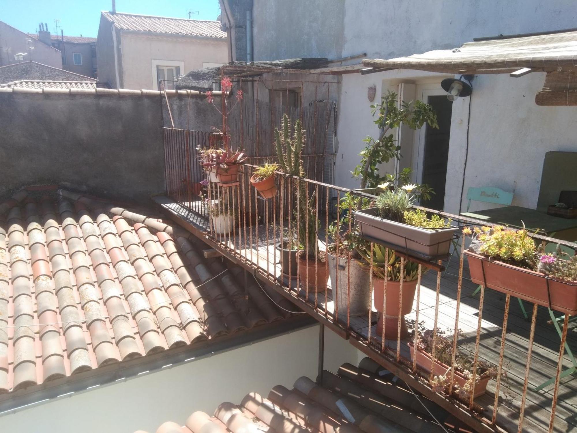 Appartamento Terrasse De La Revolution Sète Esterno foto